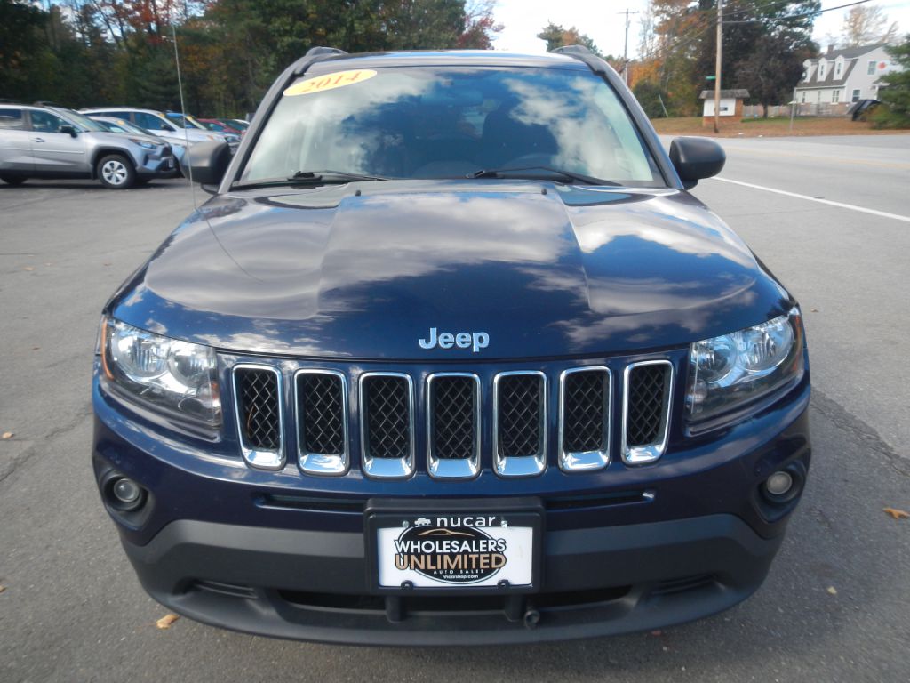 Photo 11 of this JEEP COMPASS 4WD