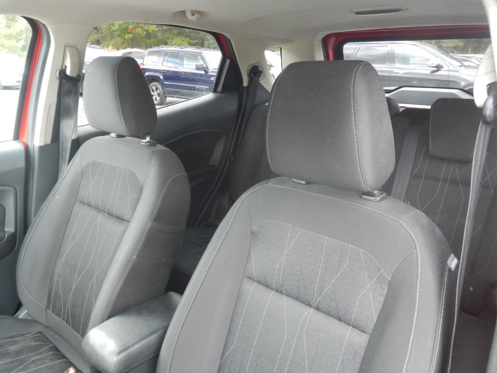 Photo 4 of this FORD ECOSPORT 4WD