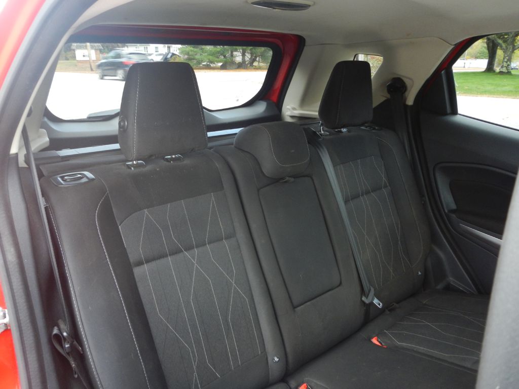 Photo 8 of this FORD ECOSPORT 4WD