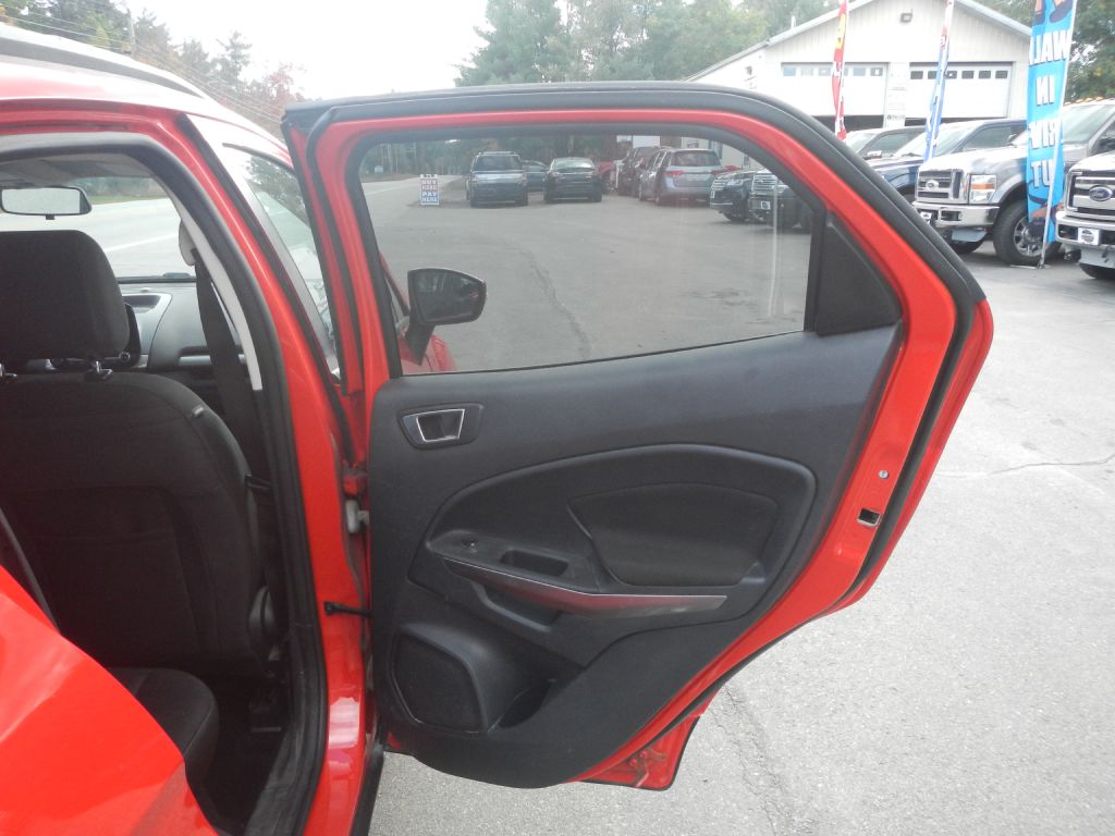 Photo 16 of this FORD ECOSPORT 4WD