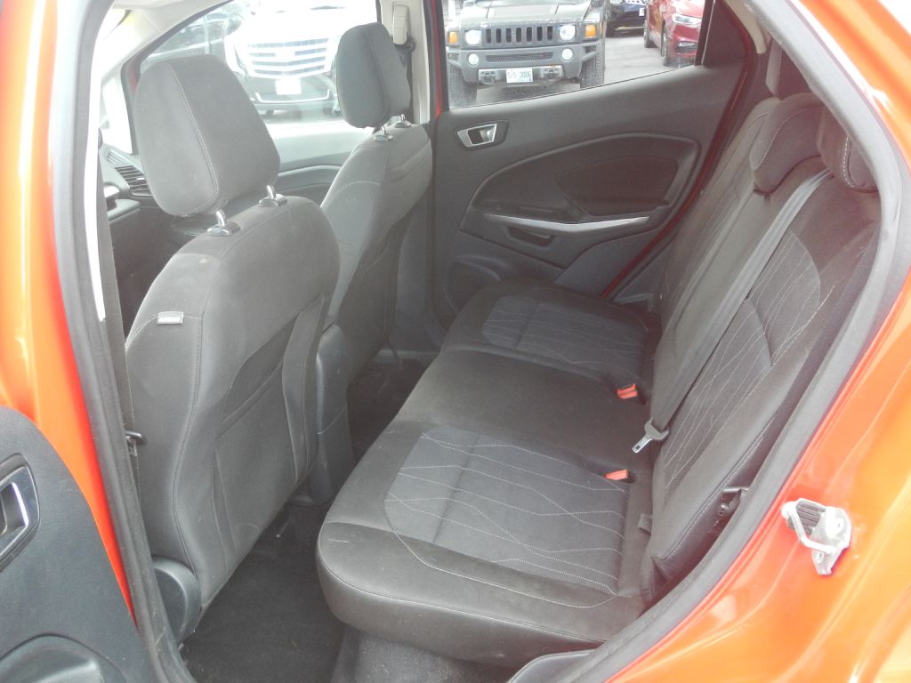 Photo 36 of this FORD ECOSPORT 4WD