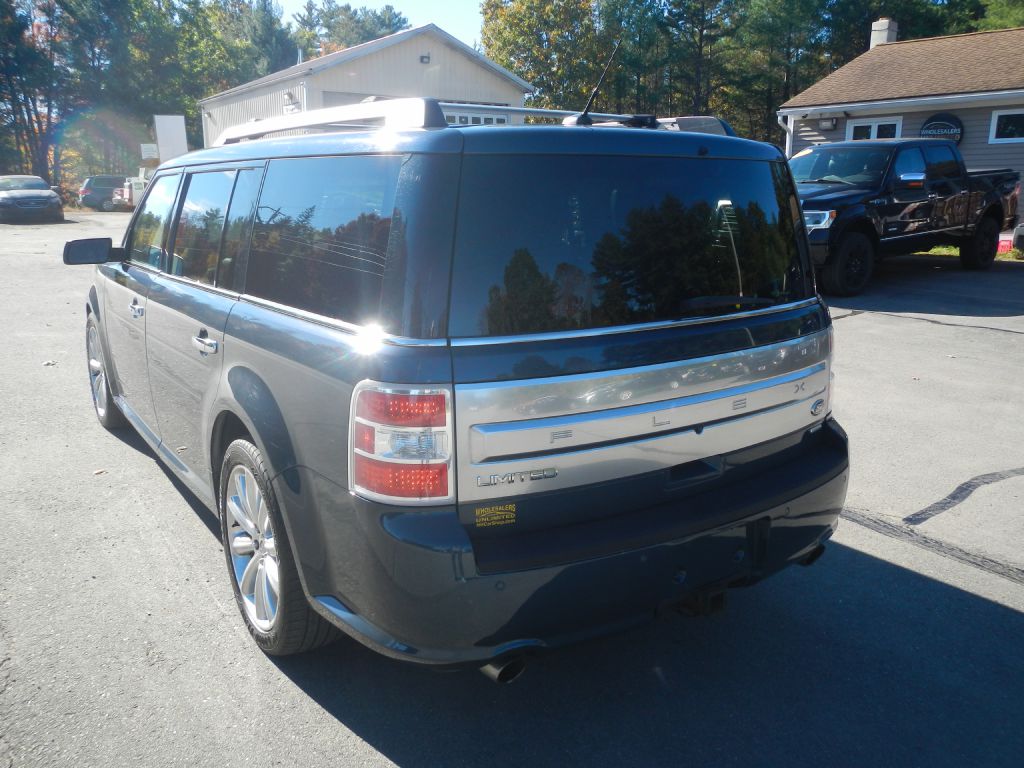 Photo 7 of this FORD FLEX