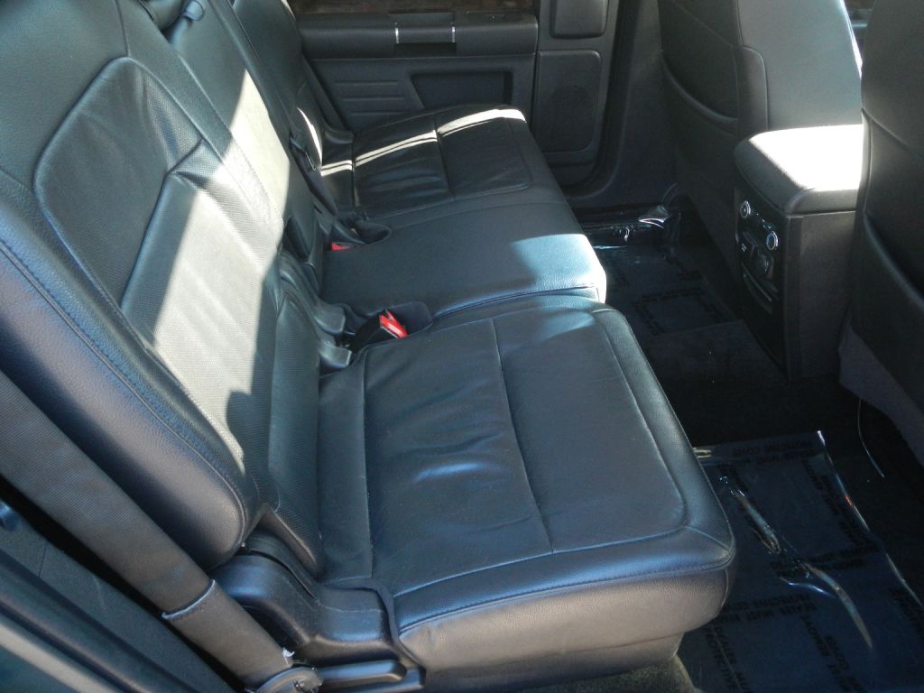 Photo 24 of this FORD FLEX