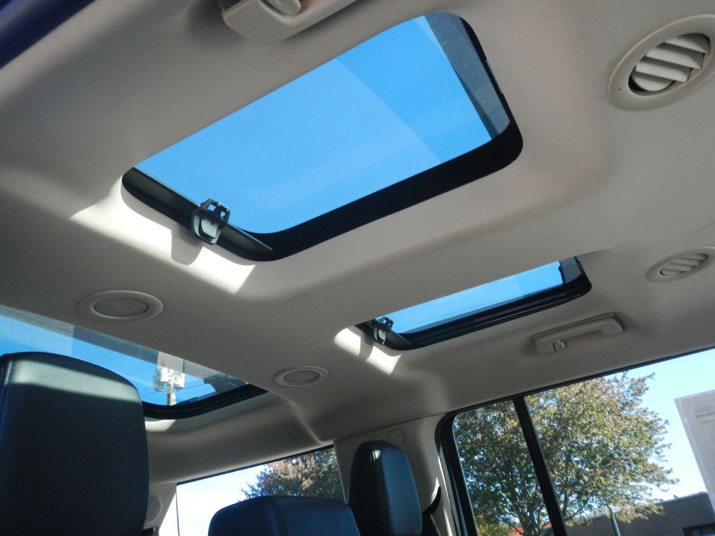 Photo 27 of this FORD FLEX