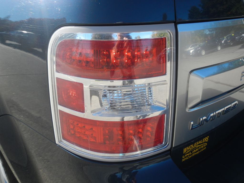 Photo 32 of this FORD FLEX