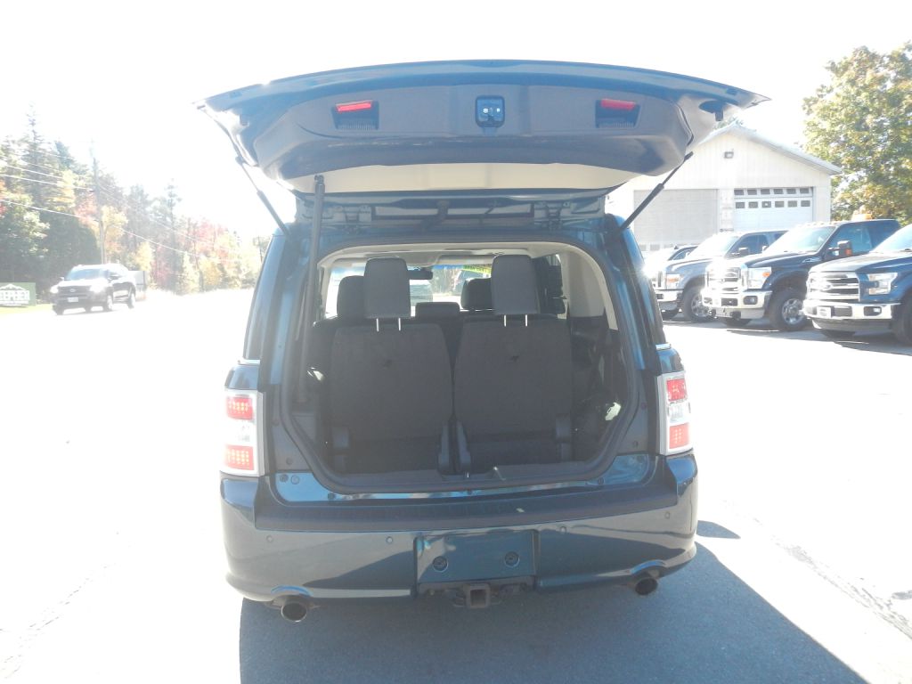 Photo 34 of this FORD FLEX