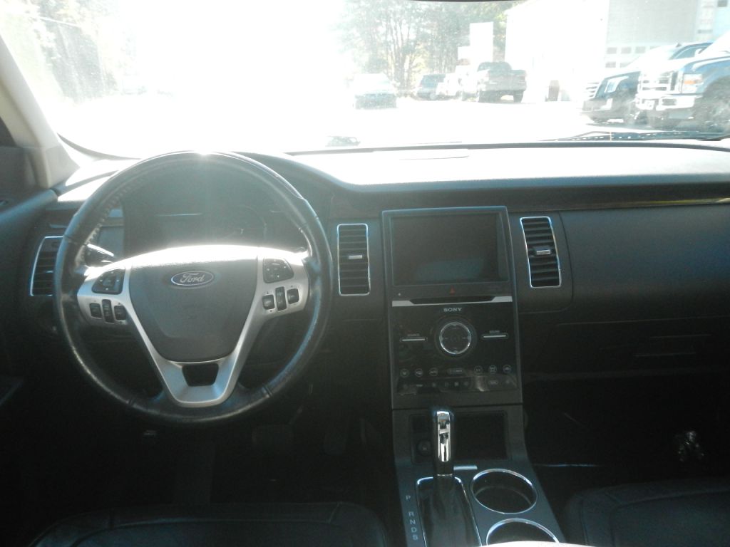 Photo 45 of this FORD FLEX