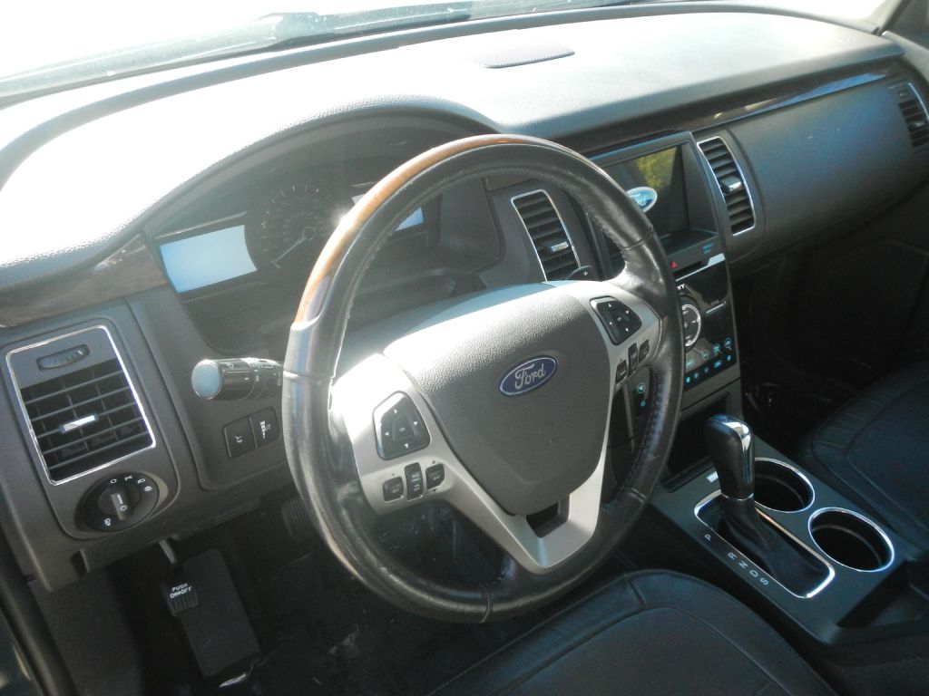 Photo 51 of this FORD FLEX