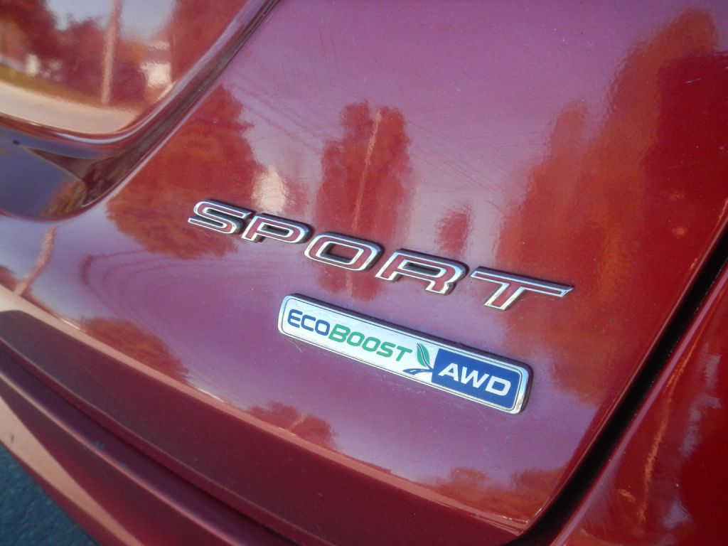 Photo 27 of this FORD FUSION