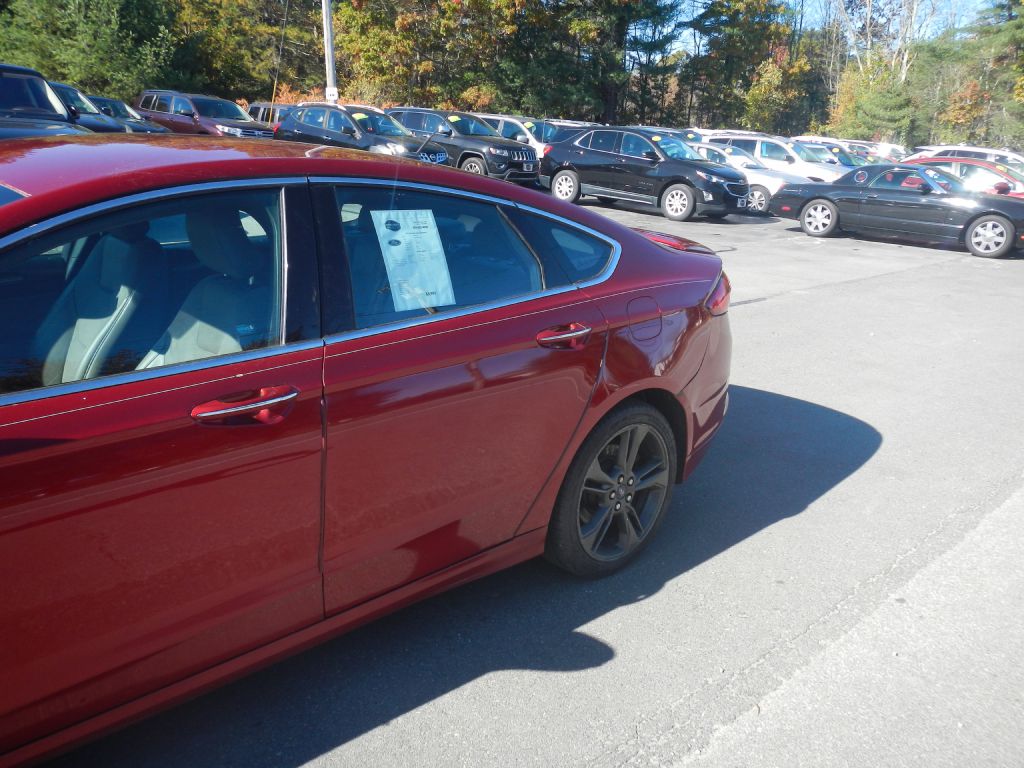 Photo 31 of this FORD FUSION
