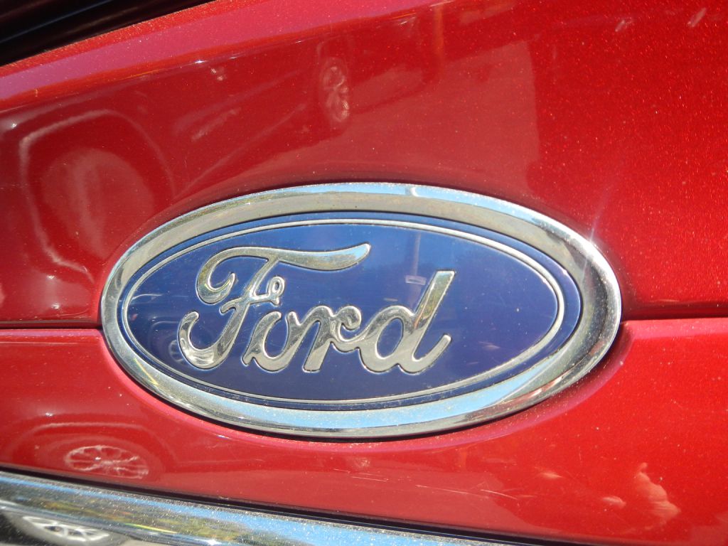 Photo 50 of this FORD FUSION