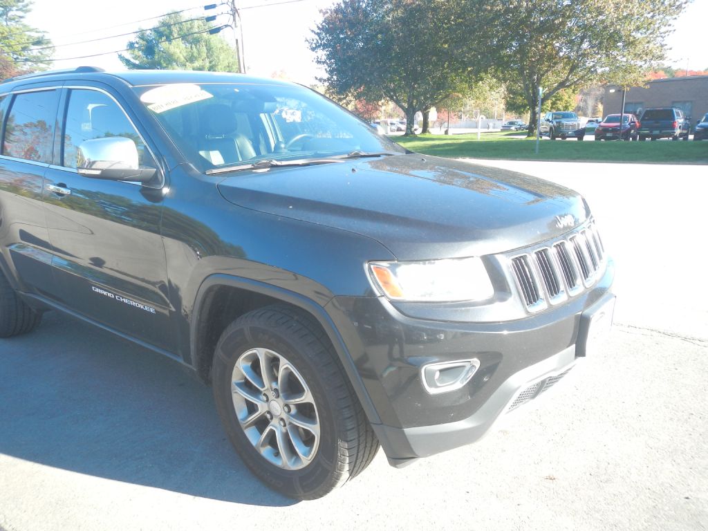 Photo 12 of this JEEP GRAND CHEROKEE