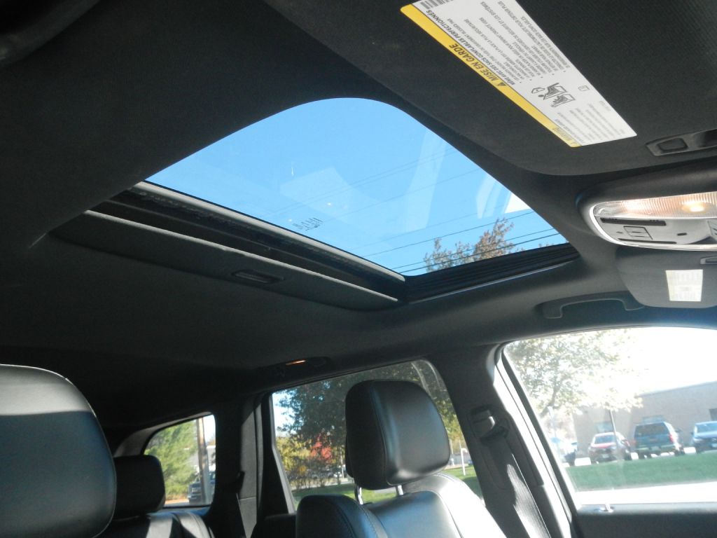 Photo 18 of this JEEP GRAND CHEROKEE