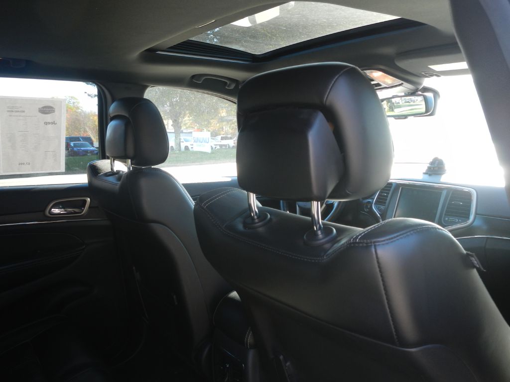 Photo 23 of this JEEP GRAND CHEROKEE