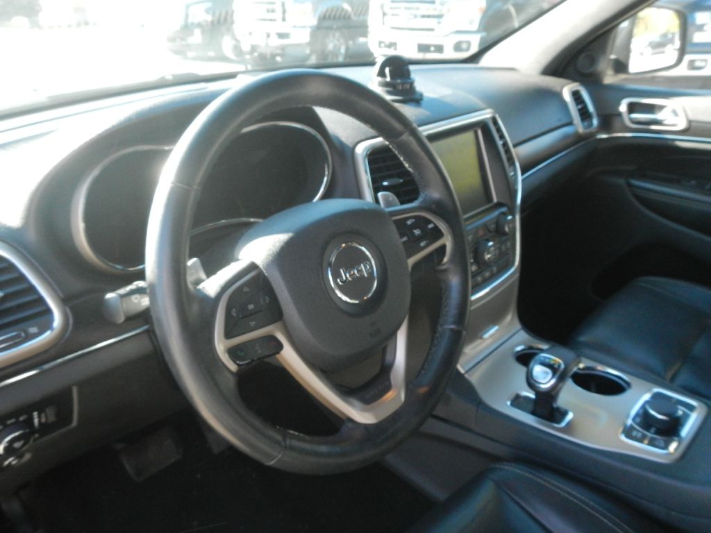 Photo 47 of this JEEP GRAND CHEROKEE
