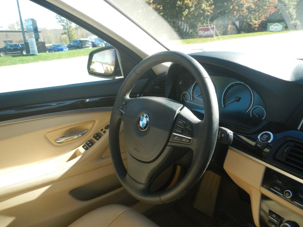 Photo 20 of this BMW 528
