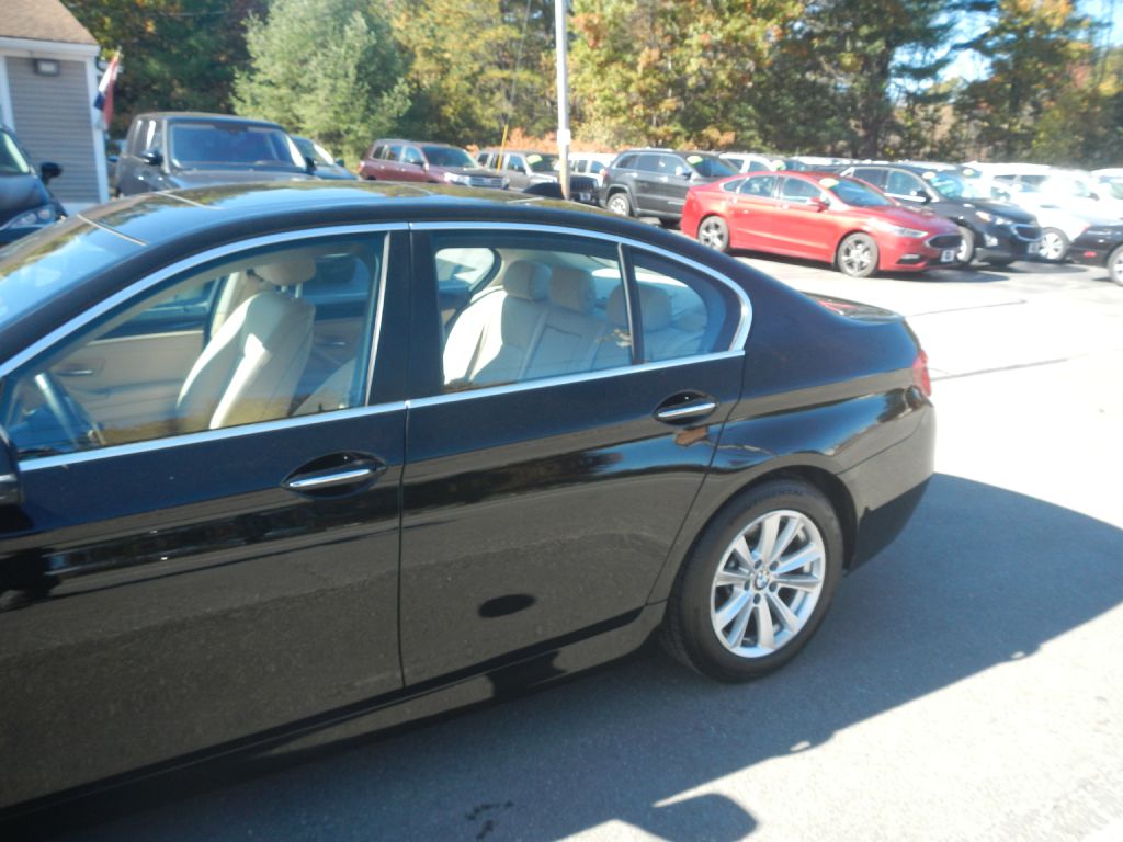 Photo 34 of this BMW 528