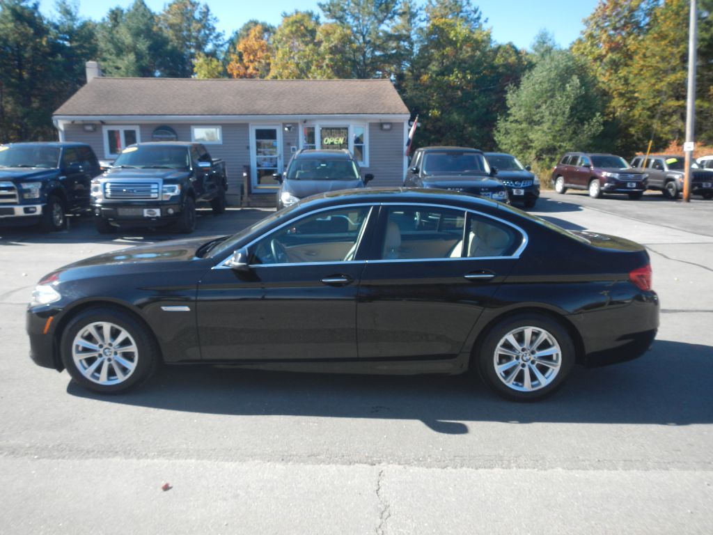 Photo 35 of this BMW 528