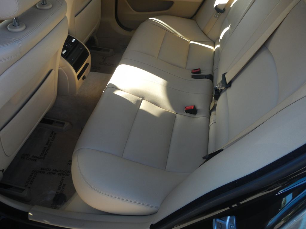 Photo 39 of this BMW 528
