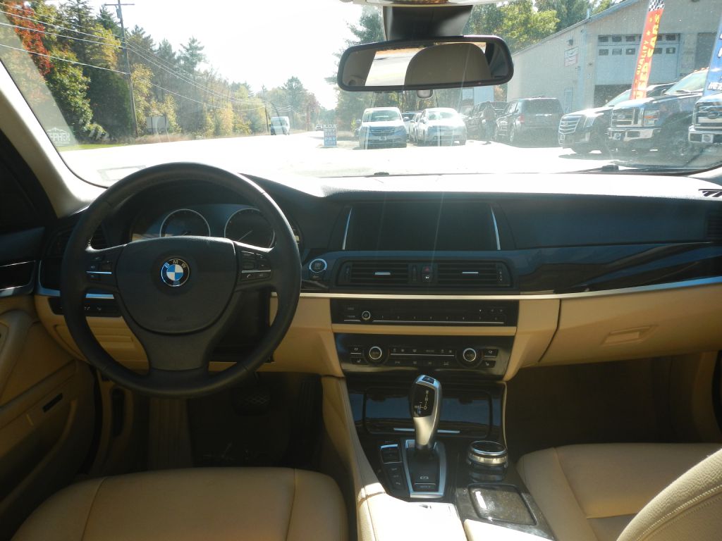 Photo 43 of this BMW 528