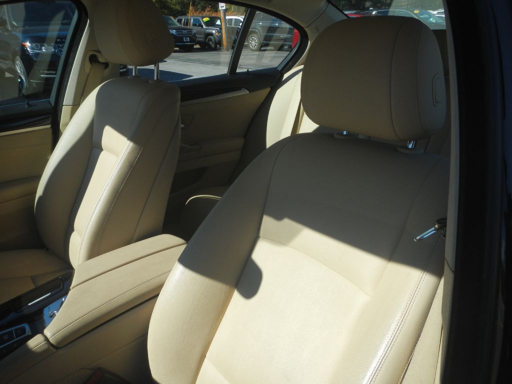 Photo 46 of this BMW 528