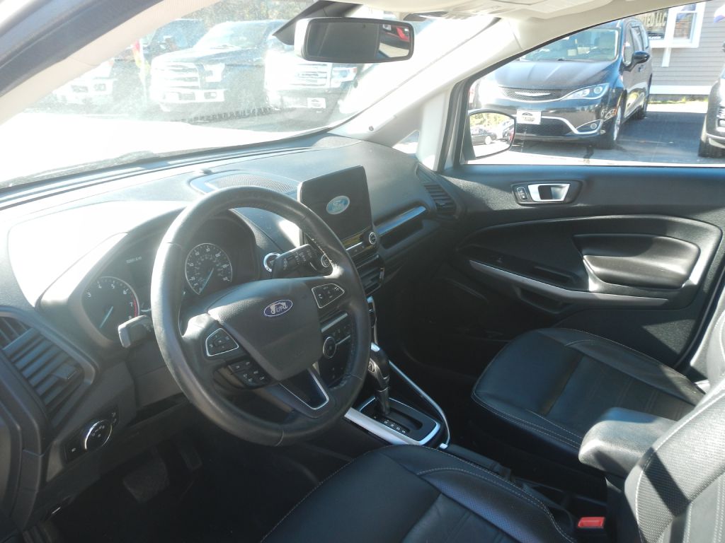 Photo 3 of this FORD ECOSPORT 4WD