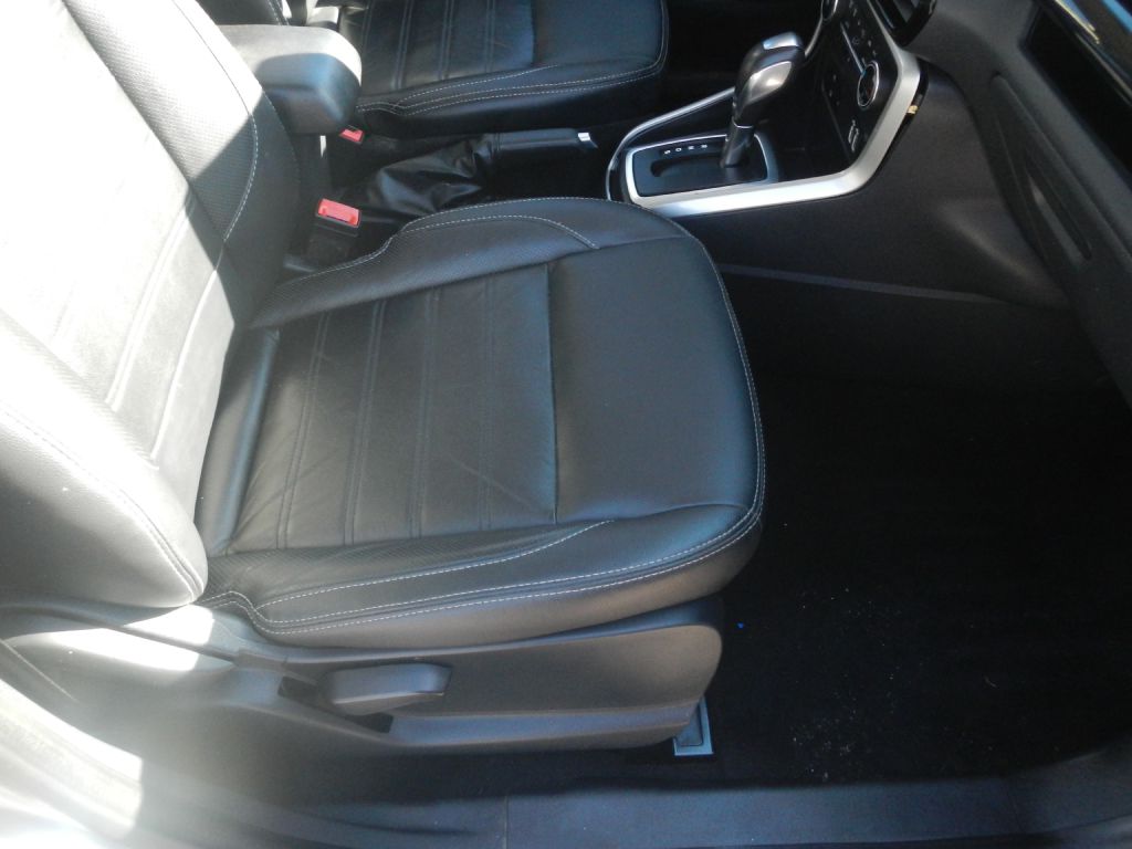 Photo 18 of this FORD ECOSPORT 4WD