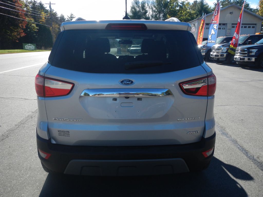 Photo 29 of this FORD ECOSPORT 4WD