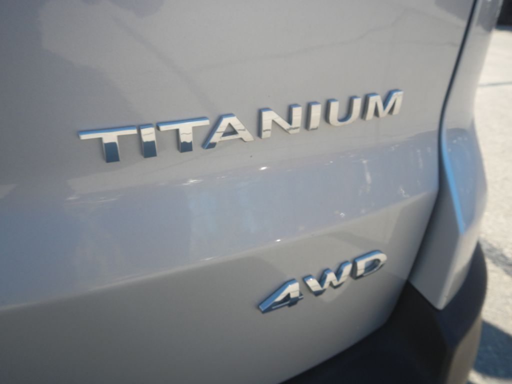 Photo 31 of this FORD ECOSPORT 4WD