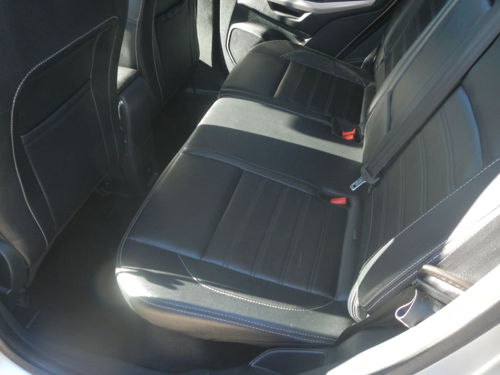 Photo 43 of this FORD ECOSPORT 4WD