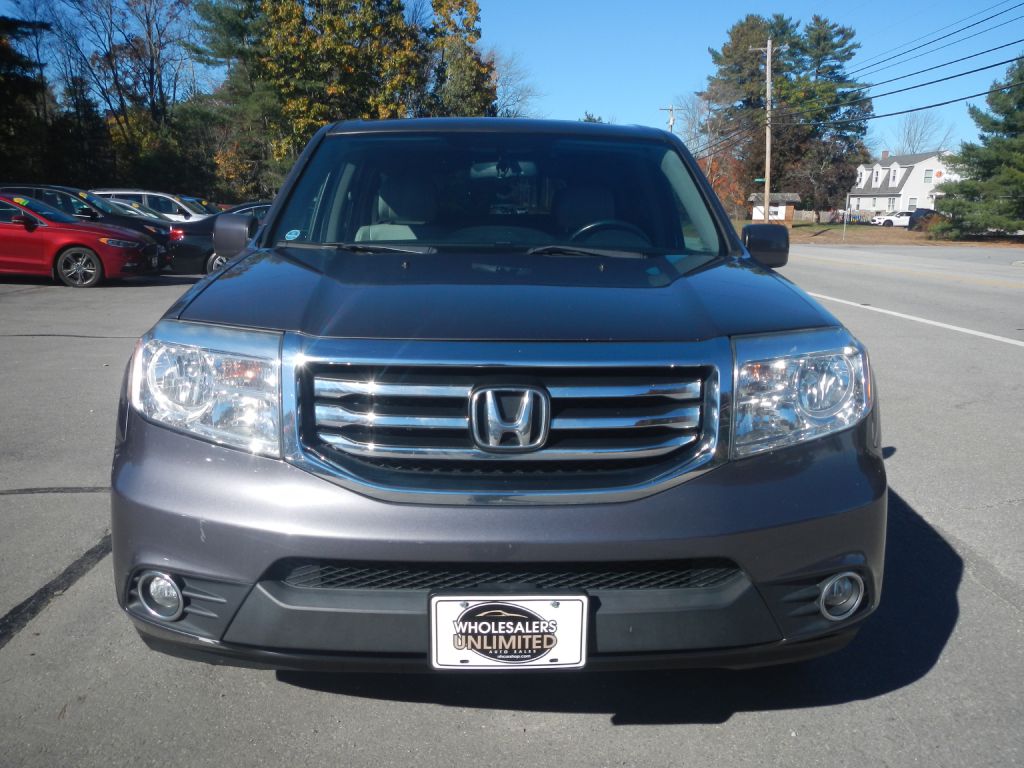 Photo 13 of this HONDA PILOT AWD