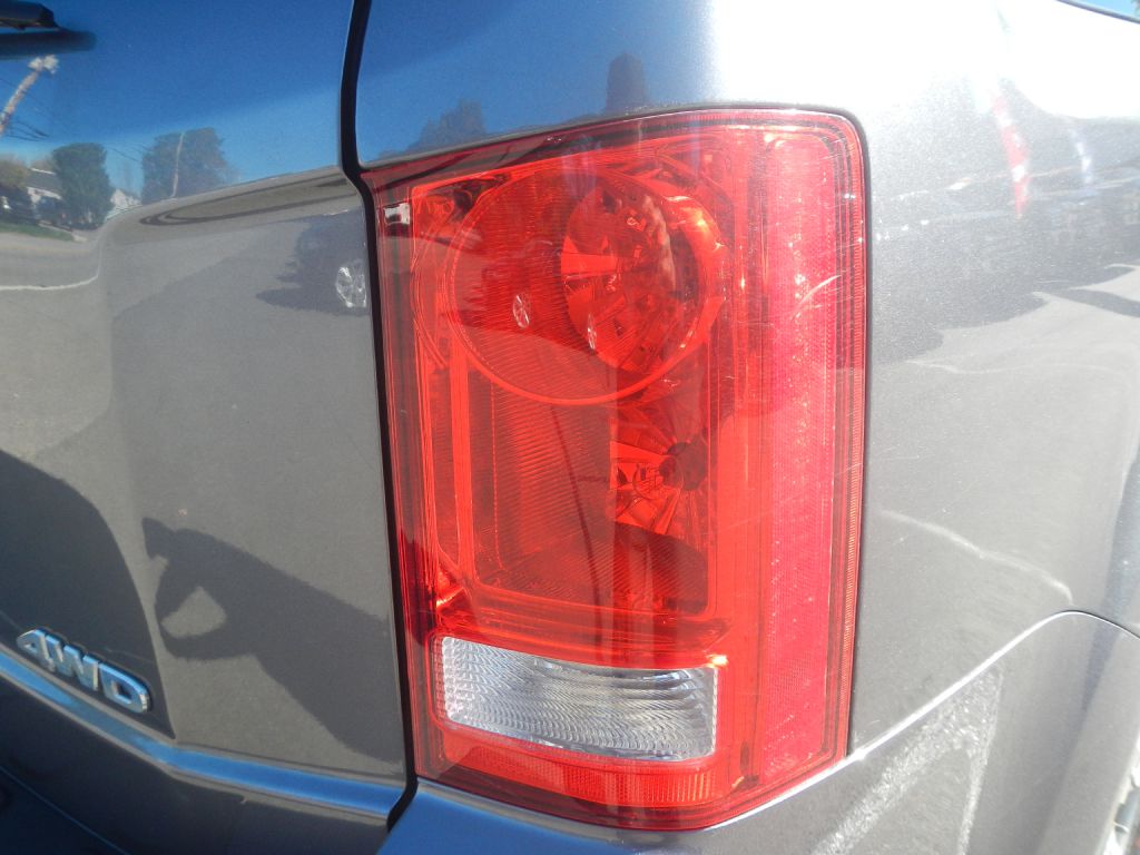 Photo 35 of this HONDA PILOT AWD