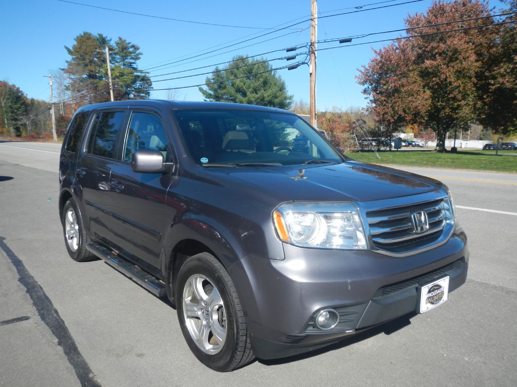 Photo 63 of this HONDA PILOT AWD