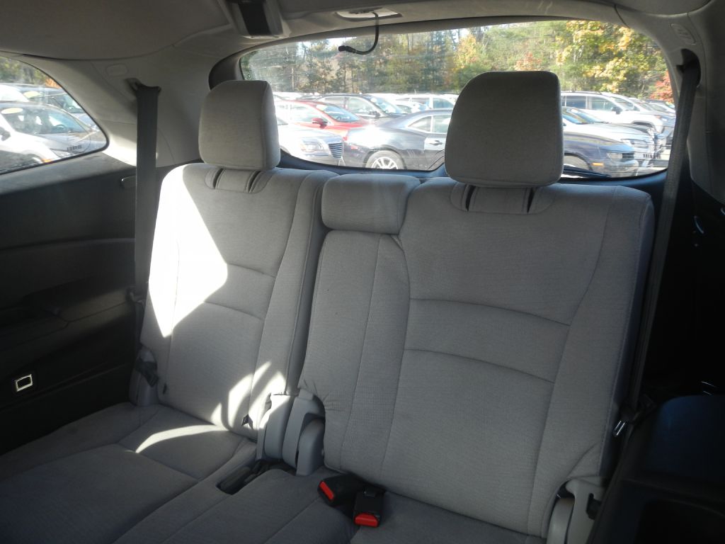 Photo 6 of this HONDA PILOT AWD
