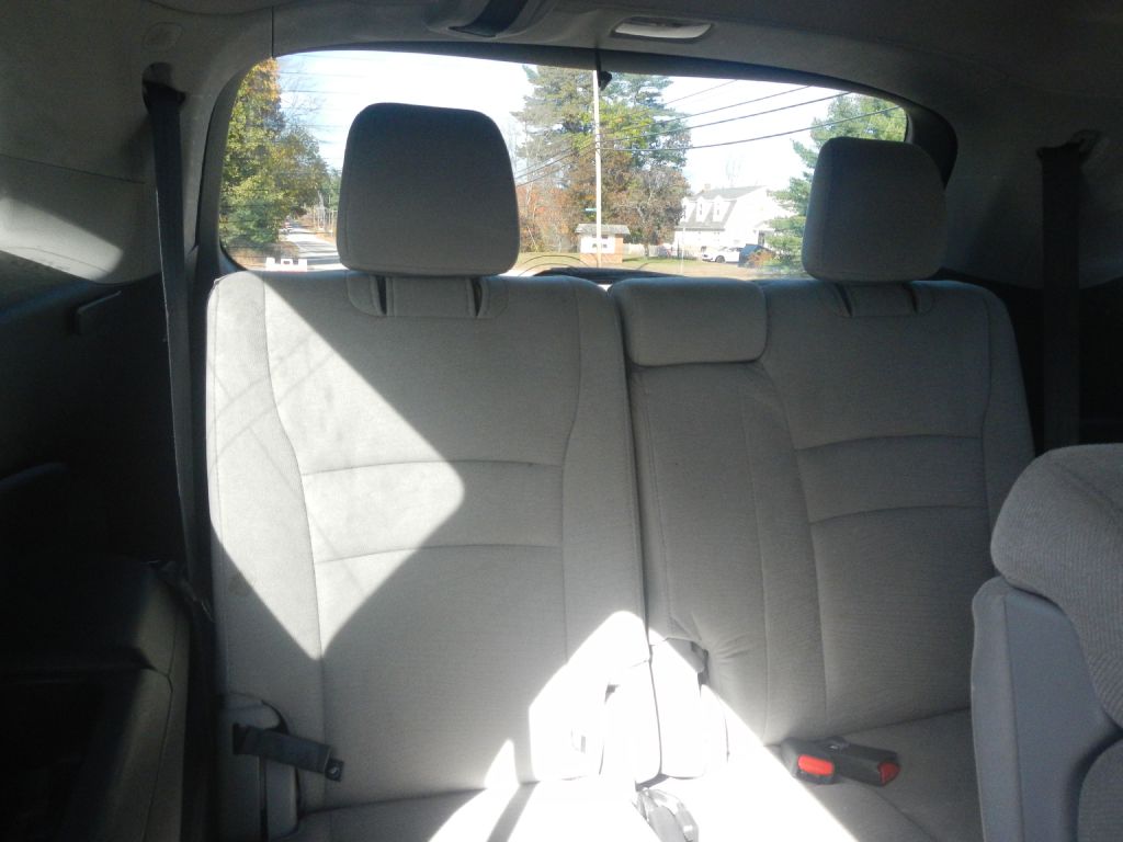 Photo 31 of this HONDA PILOT AWD