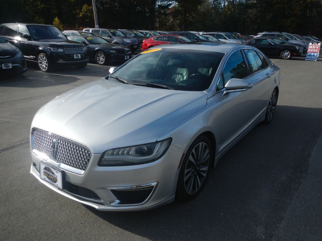 Photo 2 of this LINCOLN MKZ