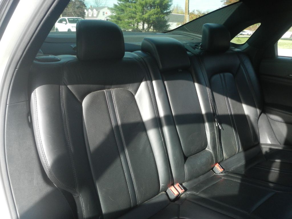 Photo 8 of this LINCOLN MKZ