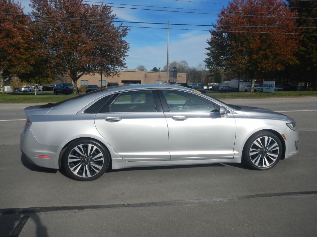 Photo 12 of this LINCOLN MKZ