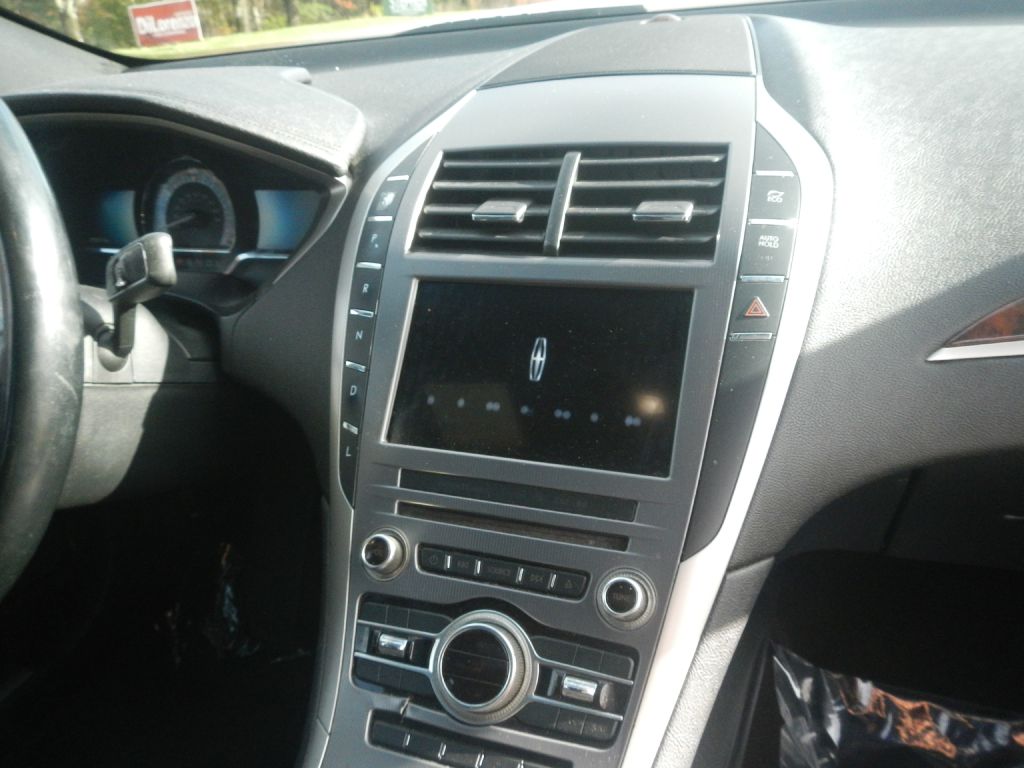 Photo 20 of this LINCOLN MKZ