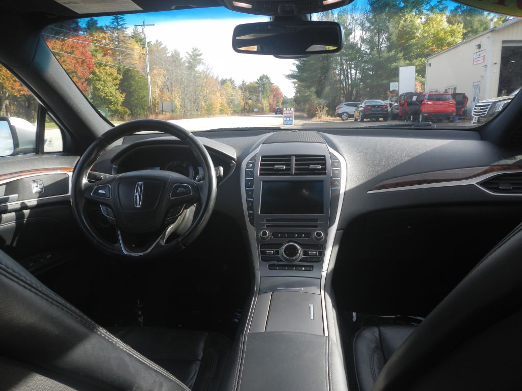 Photo 26 of this LINCOLN MKZ