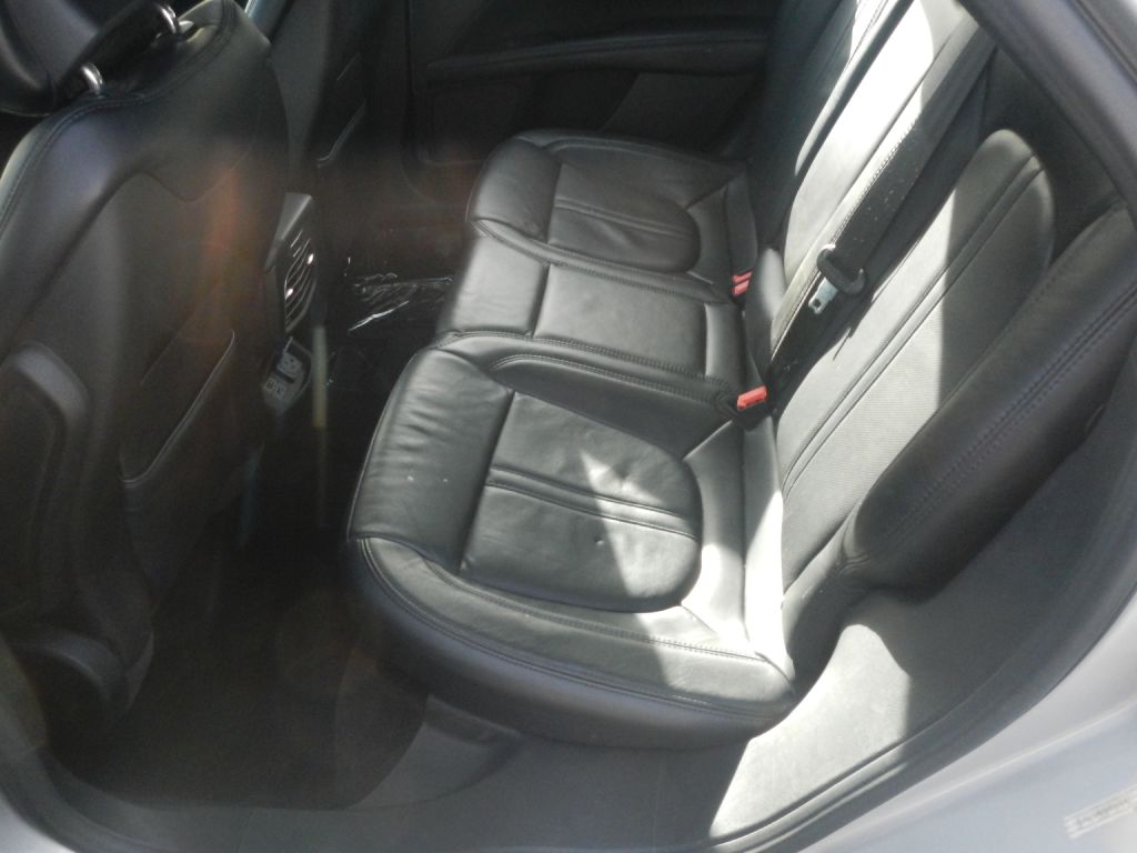 Photo 37 of this LINCOLN MKZ