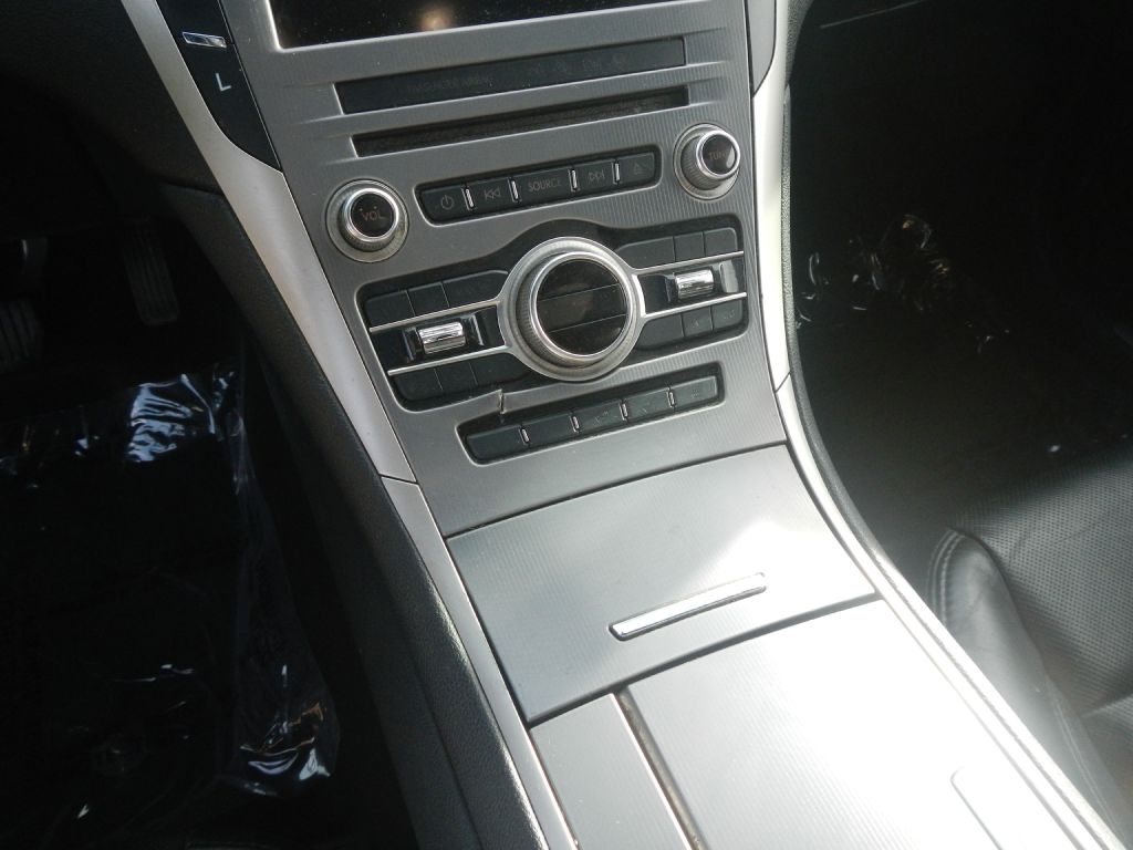 Photo 44 of this LINCOLN MKZ
