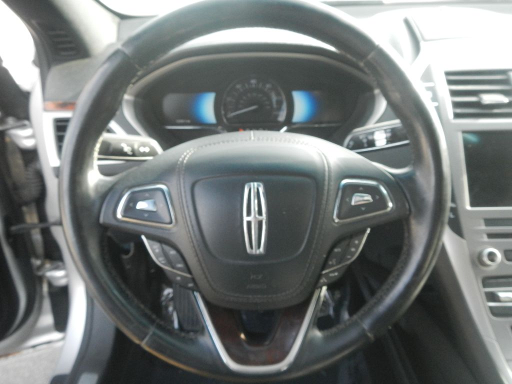 Photo 46 of this LINCOLN MKZ