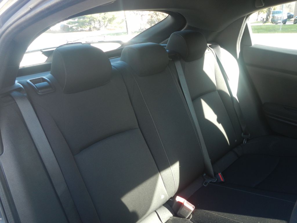 Photo 8 of this HONDA CIVIC