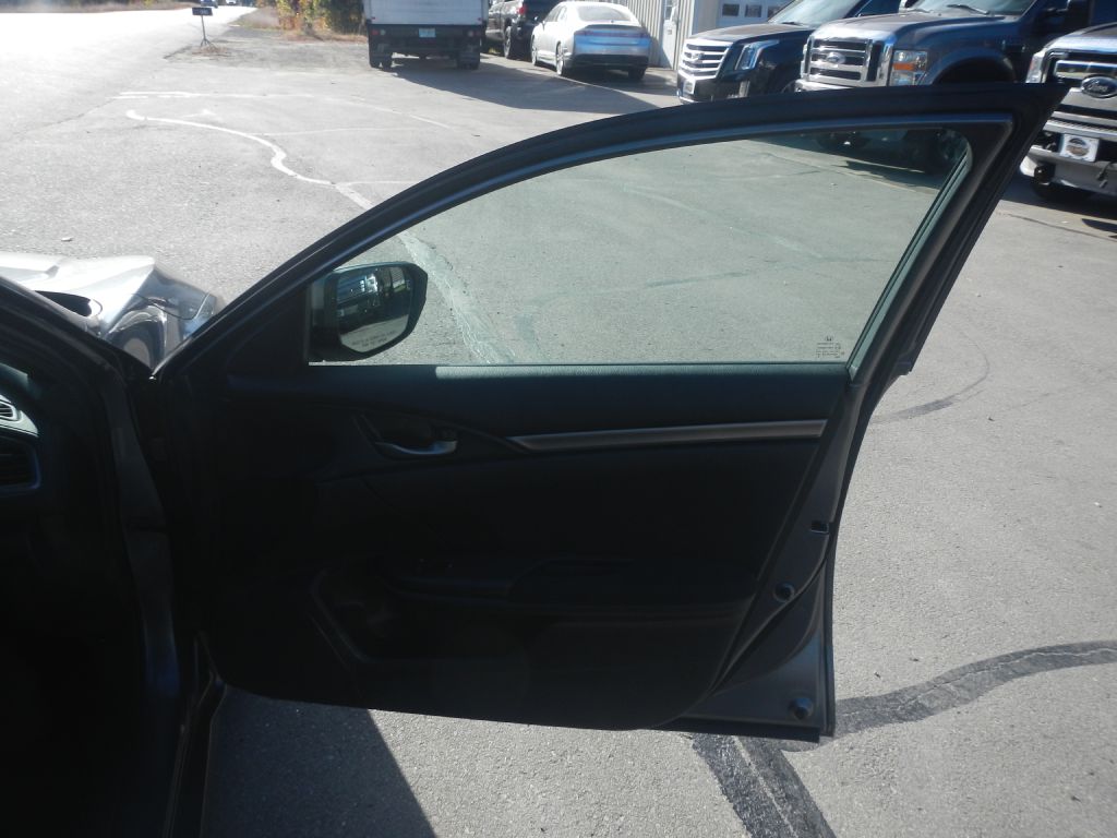 Photo 16 of this HONDA CIVIC