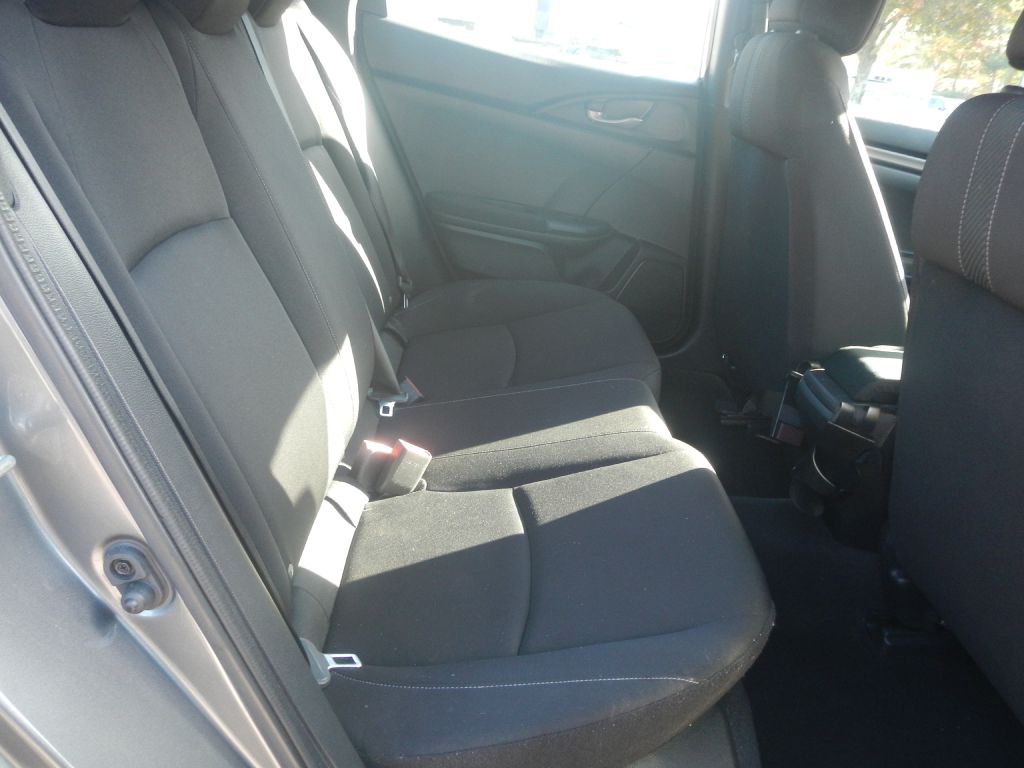 Photo 24 of this HONDA CIVIC