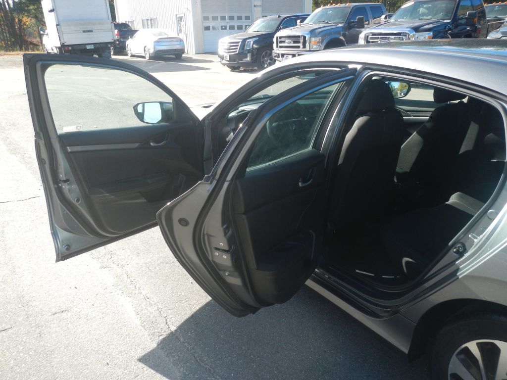 Photo 36 of this HONDA CIVIC