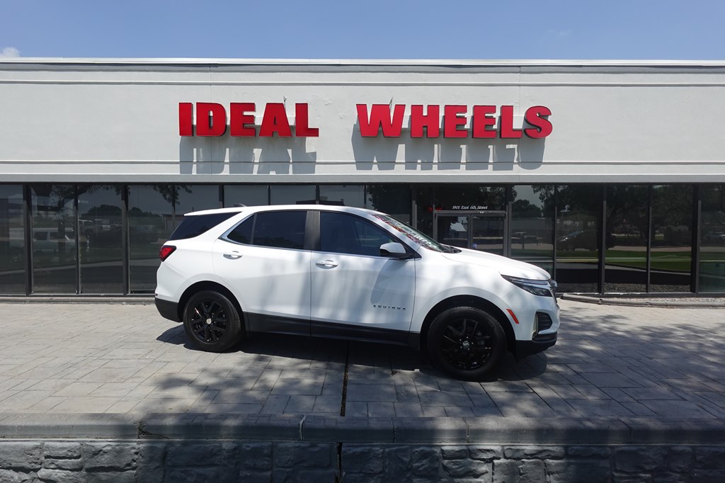 White 2022 Chevrolet Equinox SUV / Crossover Four-Wheel Drive Automatic