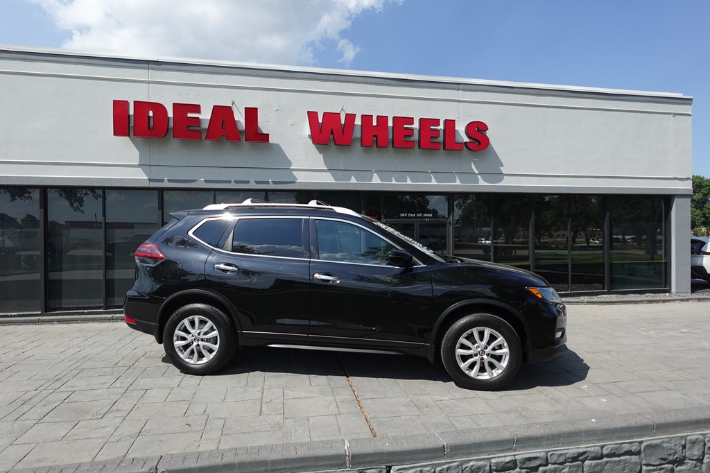 Black 2018 Nissan Rogue SUV / Crossover All-Wheel Drive Continuously Variable Transmission