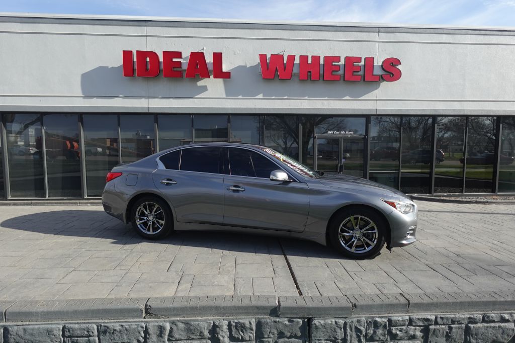 Gray 2017 INFINITI Q50 3.0t Premium AWD Sedan All-Wheel Drive Automatic